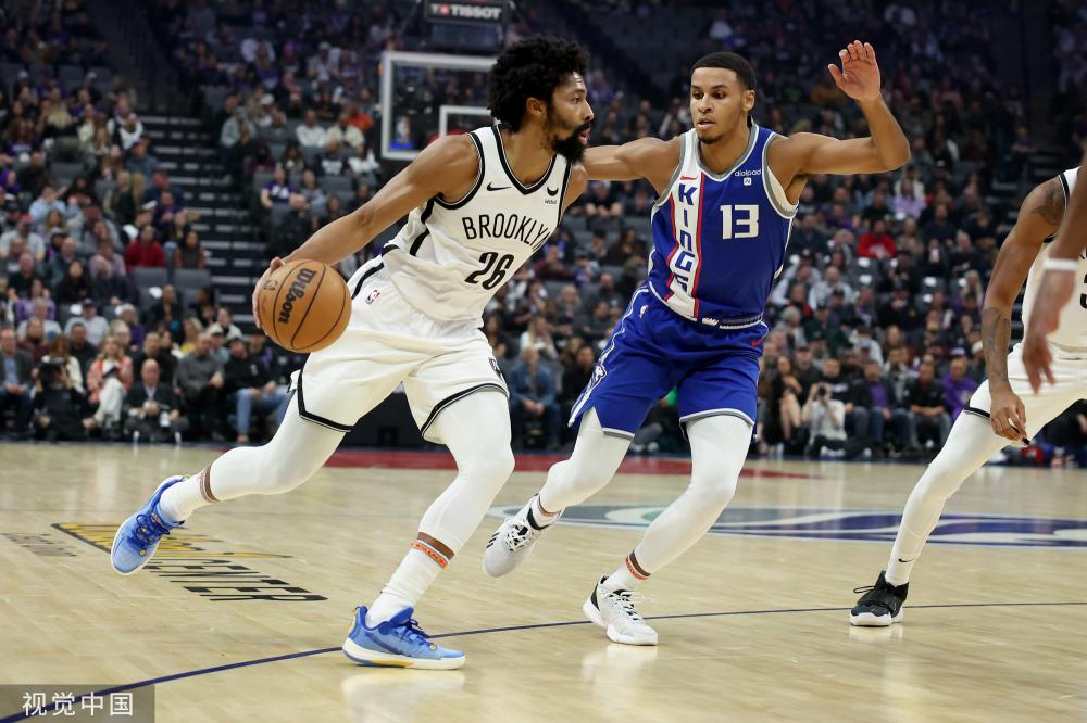 在现代足球 在现代足球